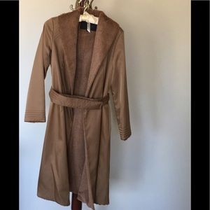 Gay Giano Coat.  Gold/Tan.  Size 40